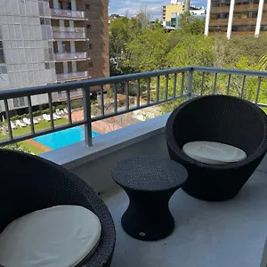 Apartment Precioso Y Tranquilo Zona Alta Diagonal, Barcelona